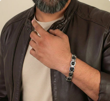 Metal Karungali Bracelet - Silver